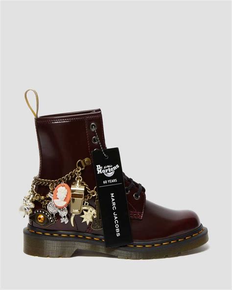 marc jacobs vegan boots.